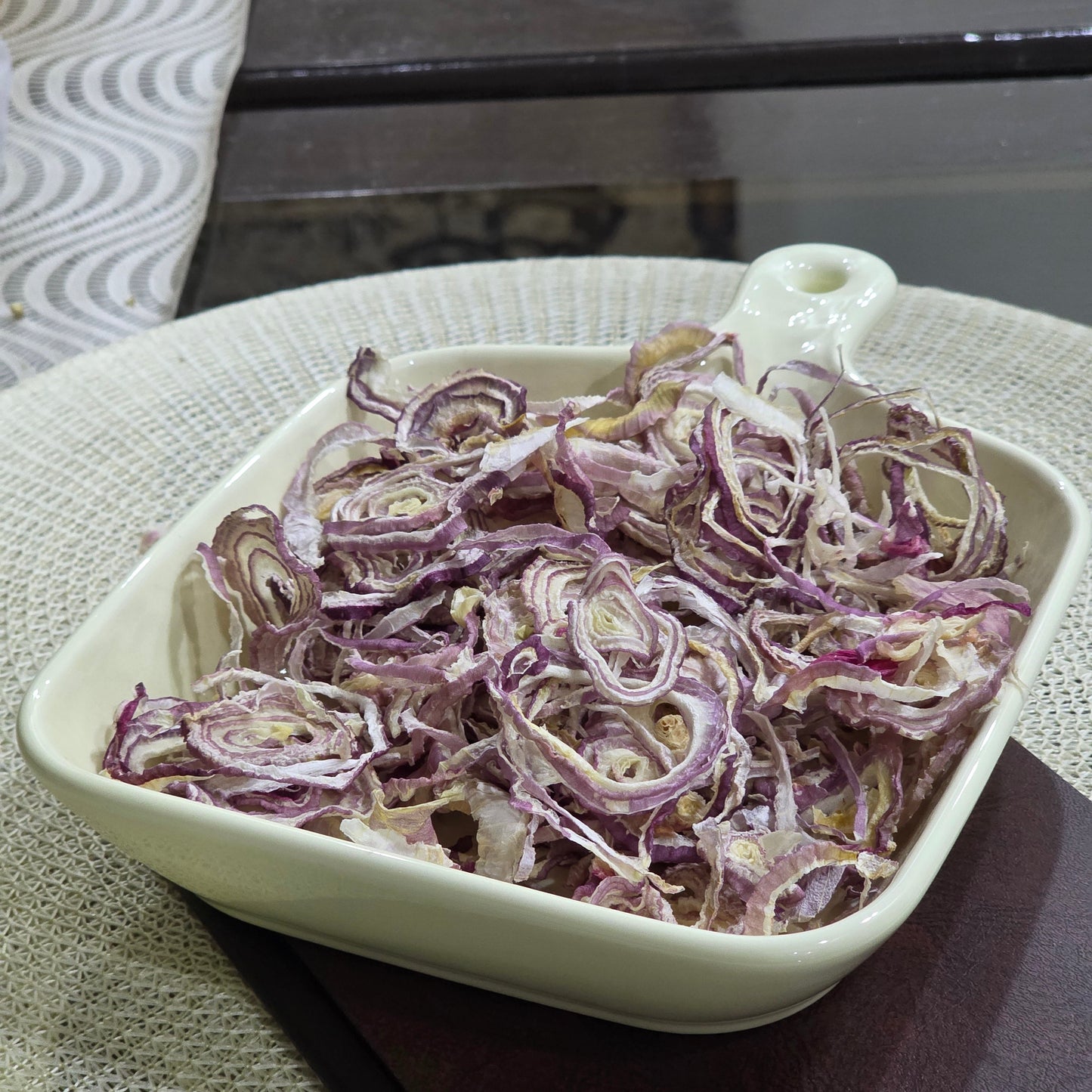 100% Organic Dry Onion Flakes